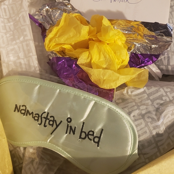 Every Single Order Out the Door Is Packed & Wrapped to Perfection. - Picture 13 of 16